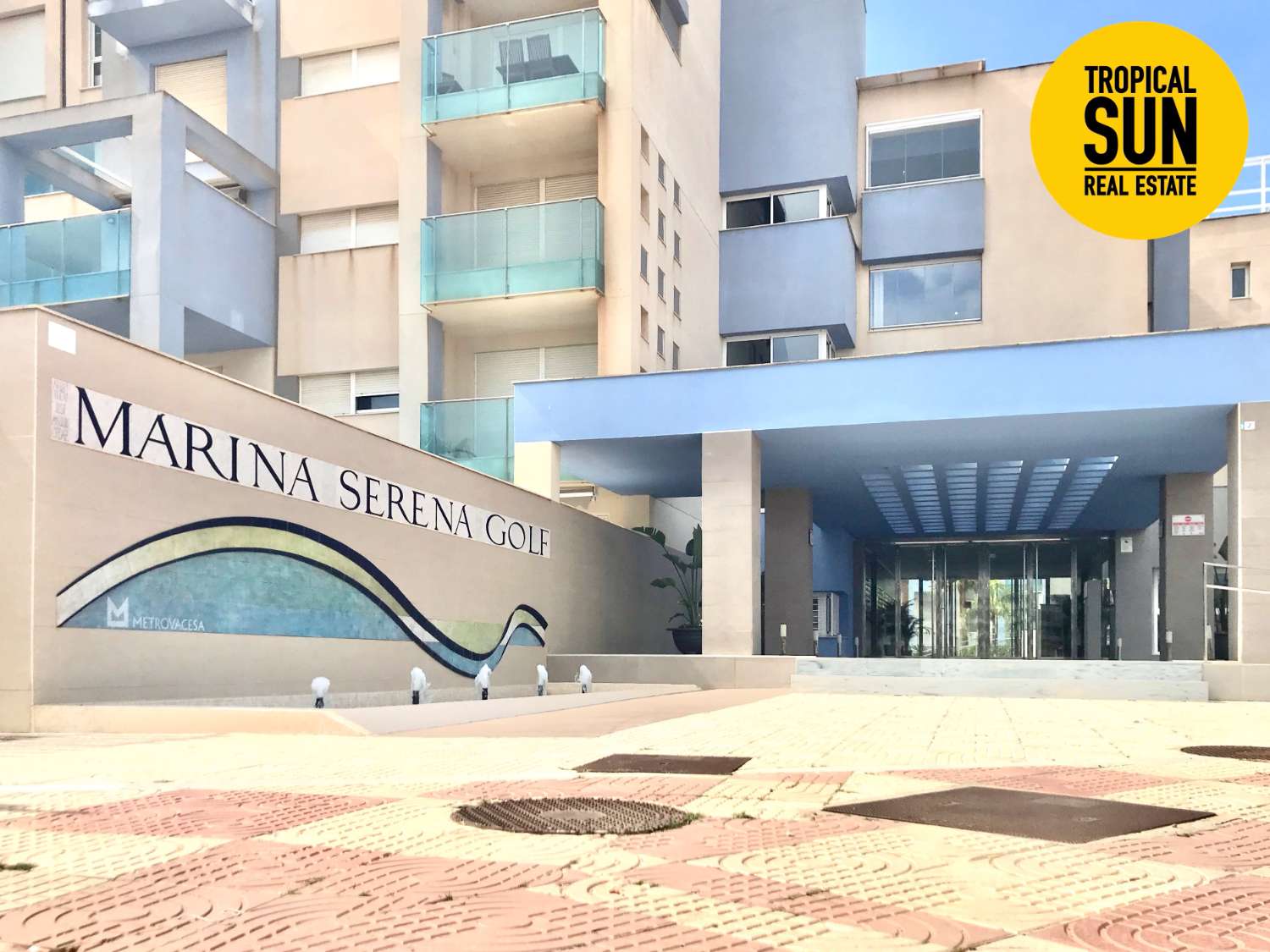 Marina Serena Golf Urbanization: den perfekta platsen att bo på. Upptäck denna fantastiska takvåning i 2 plan.