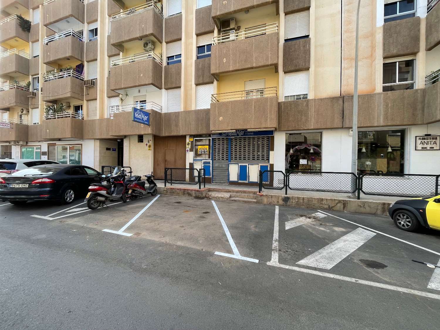 Café à vendre à Roquetas Pueblo – Opportunité clé en main pour entreprendre