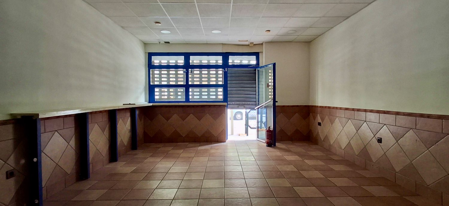 Café à vendre à Roquetas Pueblo – Opportunité clé en main pour entreprendre