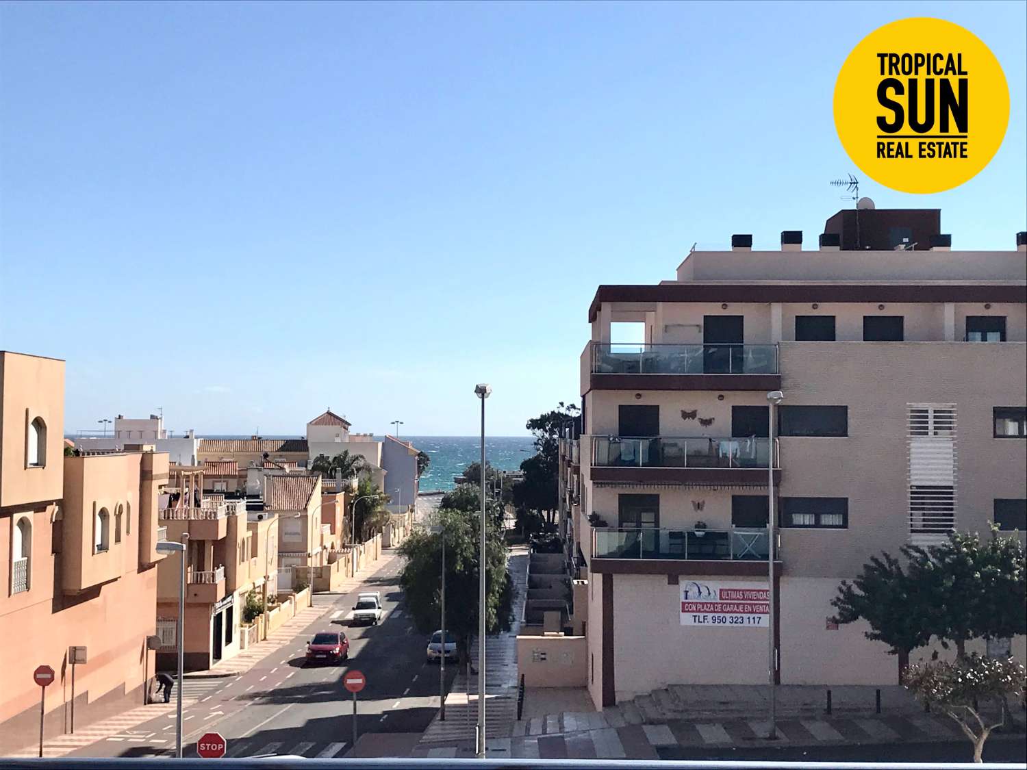 Triplex en La Romanilla, Junto playa y paseo maritimo