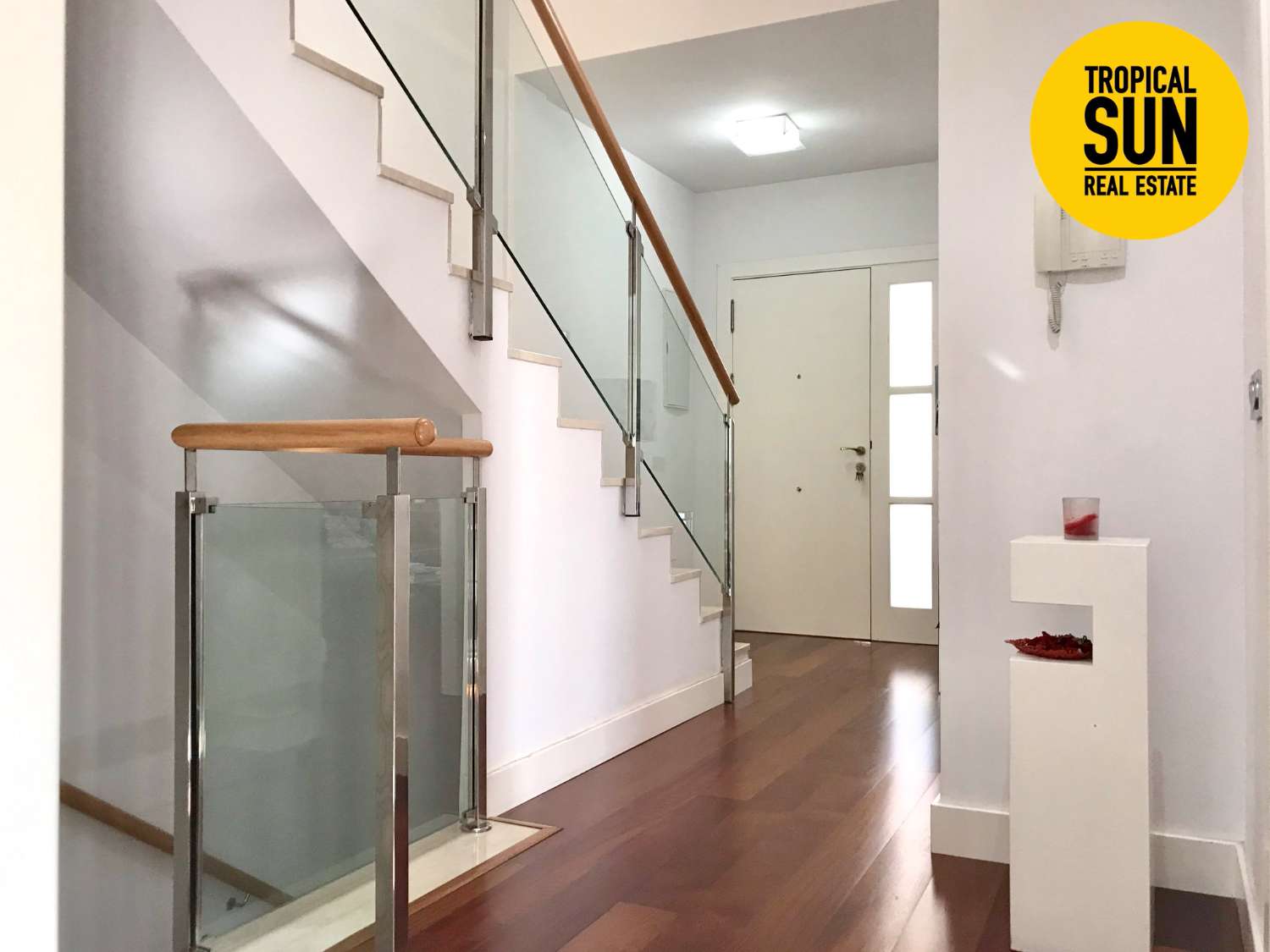 Triplex en La Romanilla, Junto playa y paseo maritimo