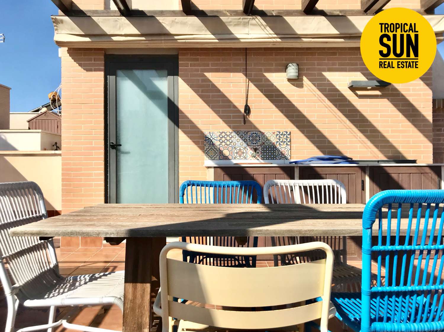 Triplex en La Romanilla, Junto playa y paseo maritimo