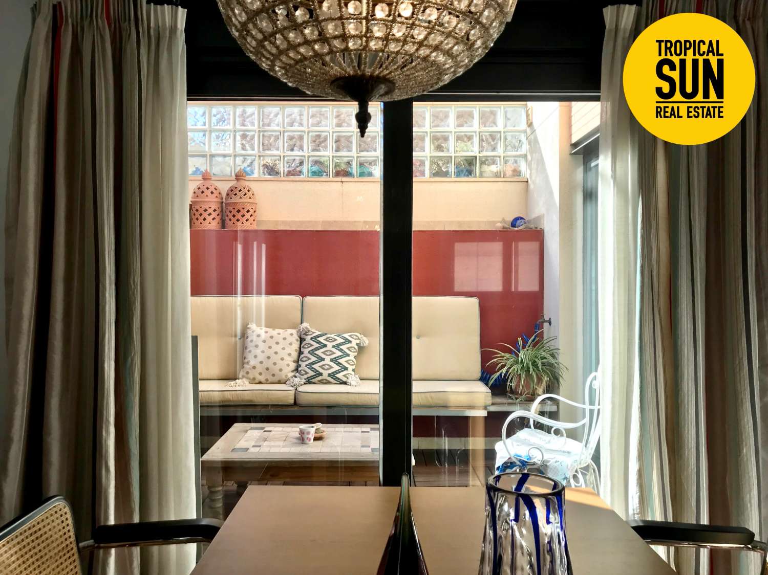 Triplex en La Romanilla, Junto playa y paseo maritimo