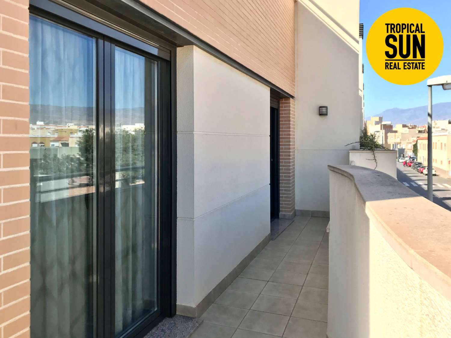 Triplex en La Romanilla, Junto playa y paseo maritimo