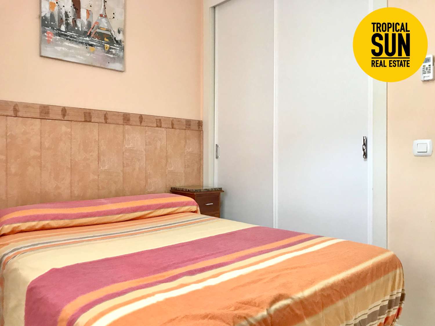 Apartamento en Avenida Rosita Ferrer. Residencial Balcones de Roquetas II
