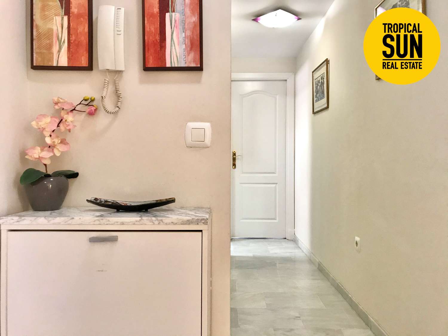 Apartamento en Avenida Rosita Ferrer. Residencial Balcones de Roquetas II