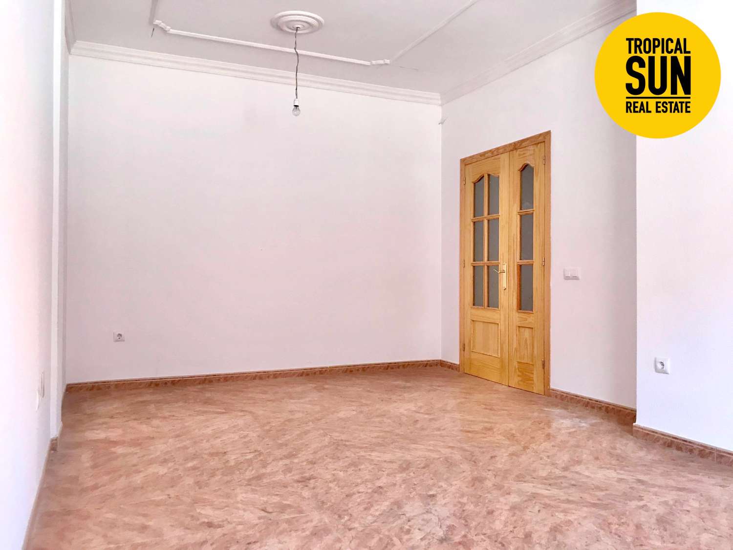 Duplex adosado en La Mojonera, Calle Acacias