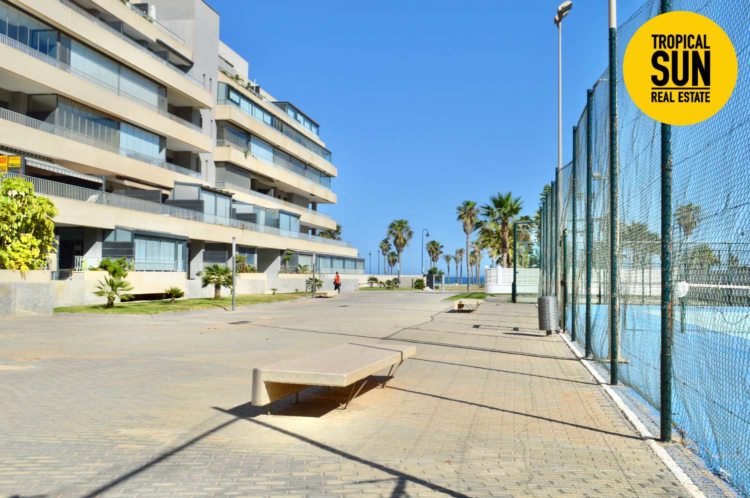 Piso en primera línea de playa, Residencial Mirador de Playa Serena