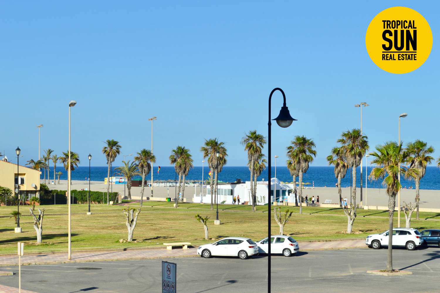 Piso en primera línea de playa, Residencial Mirador de Playa Serena