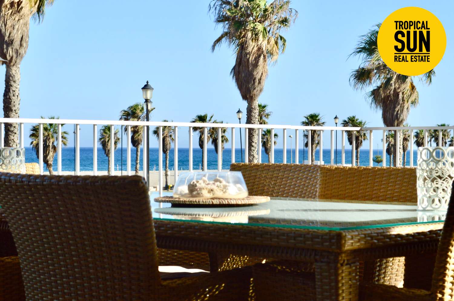 Piso en primera línea de playa, Residencial Mirador de Playa Serena