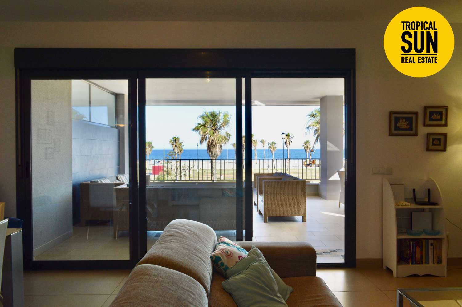 Piso en primera línea de playa, Residencial Mirador de Playa Serena