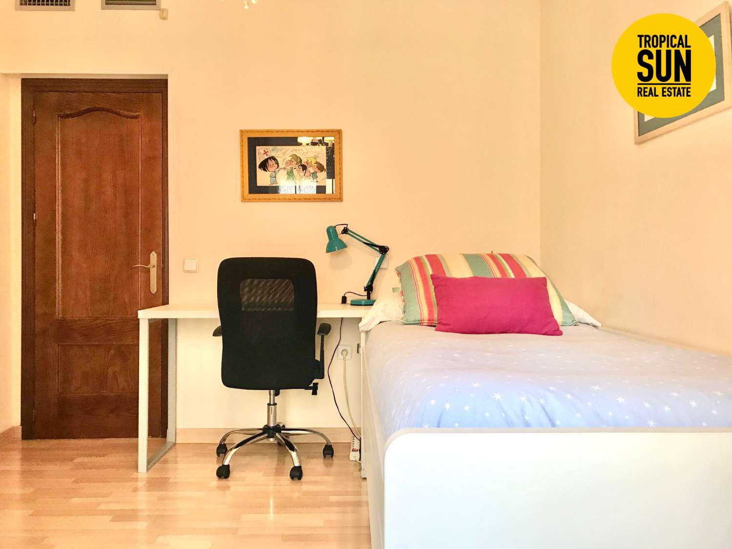 Dúplex en Roquetas de Mar - Amplia y luminosa casa adosada en Paseo de los Baños