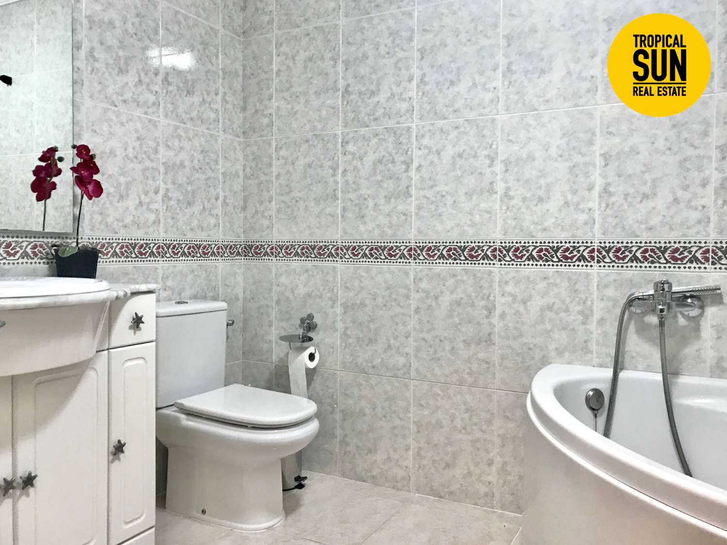 Dúplex en Roquetas de Mar - Amplia y luminosa casa adosada en Paseo de los Baños