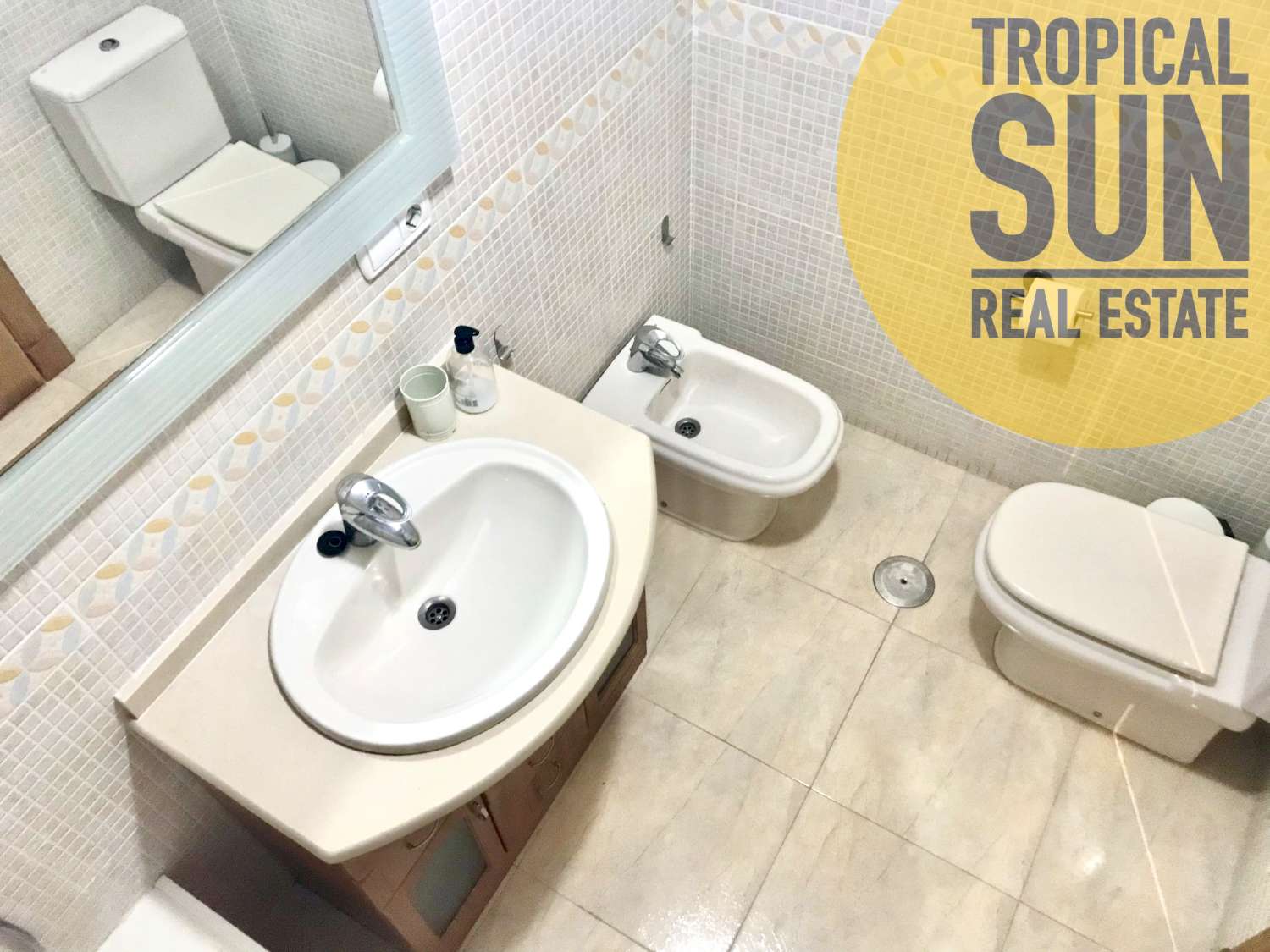 Piso de 3 dormitorios en Urbanizacion Roquetas de Mar, Jardines del Sabinar