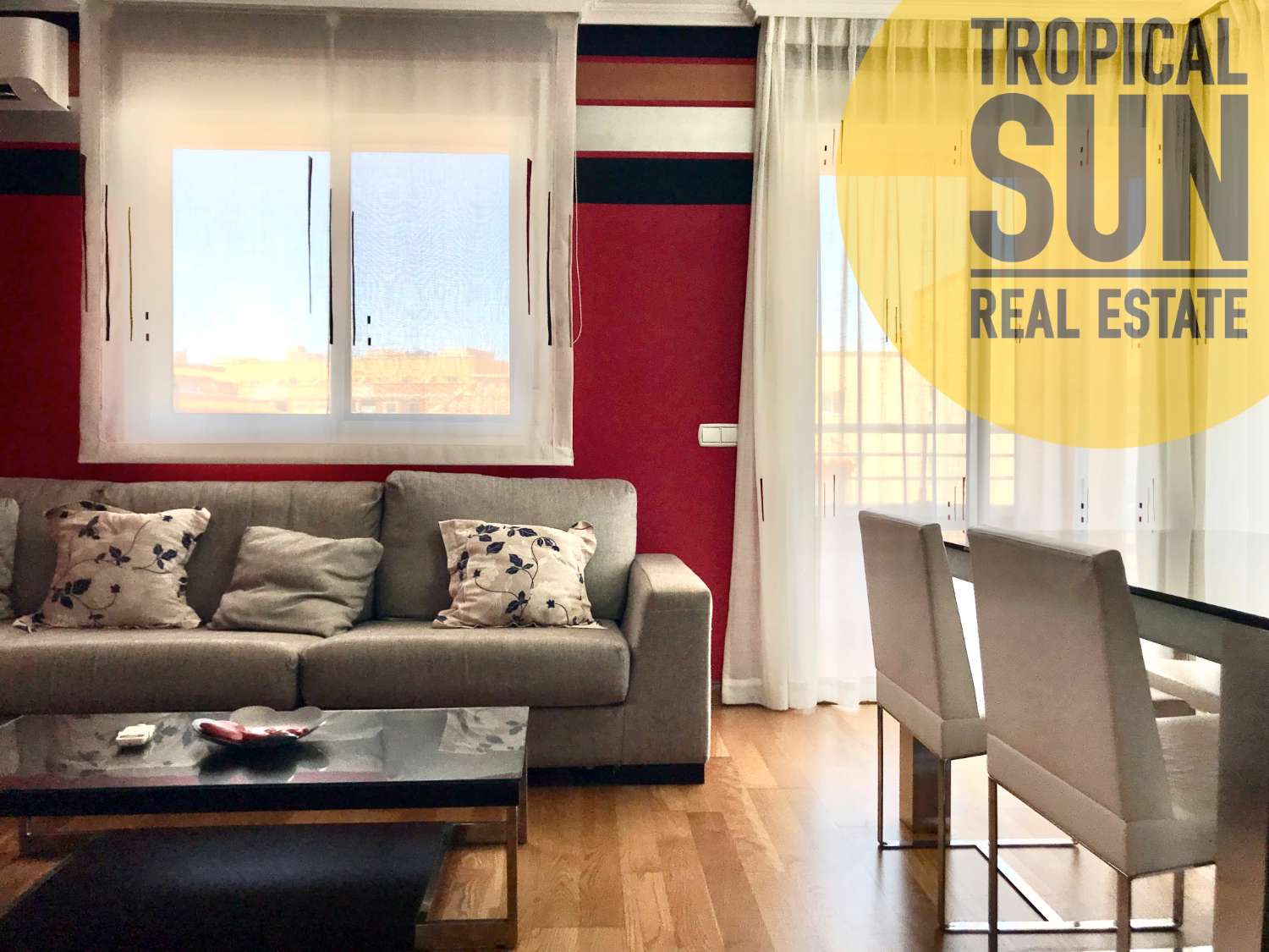 Piso de 3 dormitorios en Urbanizacion Roquetas de Mar, Jardines del Sabinar